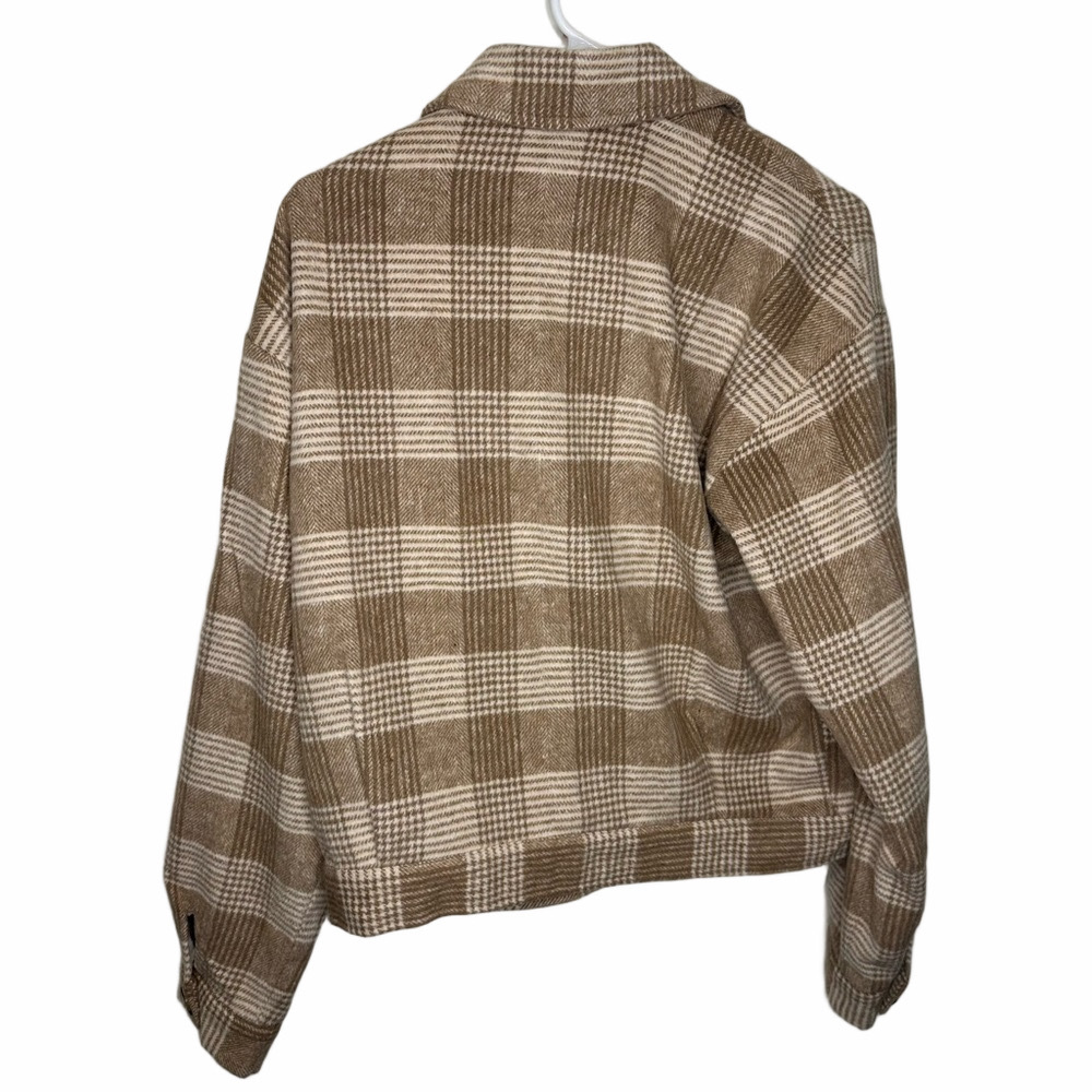 Style Rack Tan Teddy Button Jacket Size Small - Picture 4 of 8